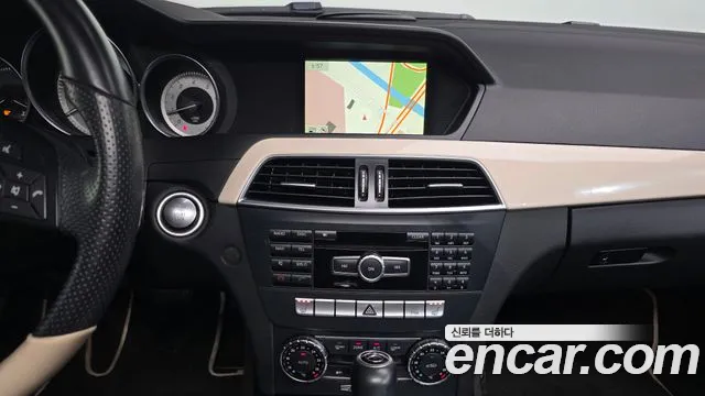 Mercedes-Benz C-Class 2013 — фото 14