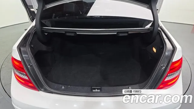 Mercedes-Benz C-Class 2013 — фото 20