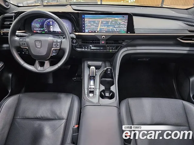 Toyota Crown 2023 — фото 10
