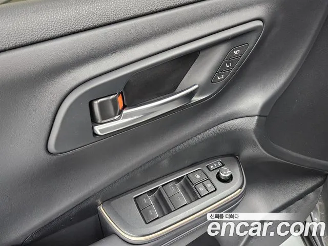 Toyota Crown 2023 — фото 14