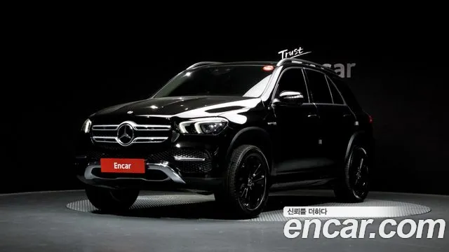 Mercedes-Benz GLE-Class 2022 — фото 1