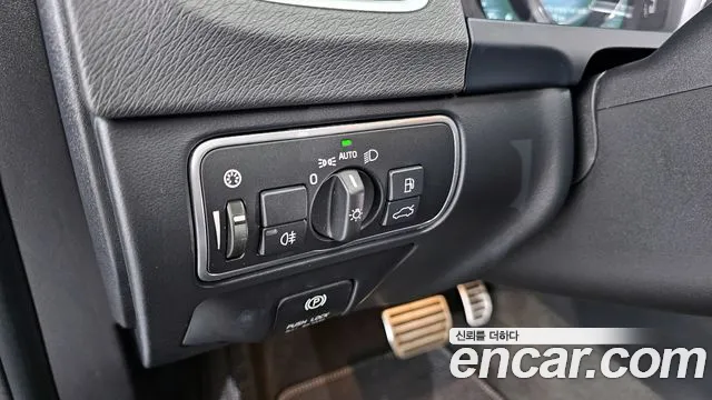 Volvo S60 2015 — фото 15