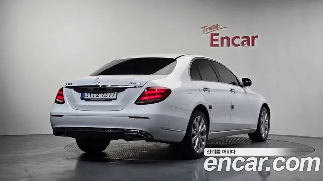 Mercedes-Benz E-Class 2018 — фото 1