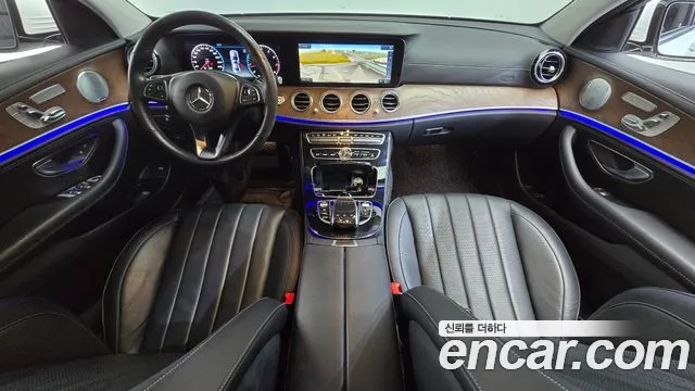 Mercedes-Benz E-Class 2018 — фото 6