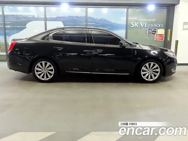 Lincoln MKS 2015 — фото 20