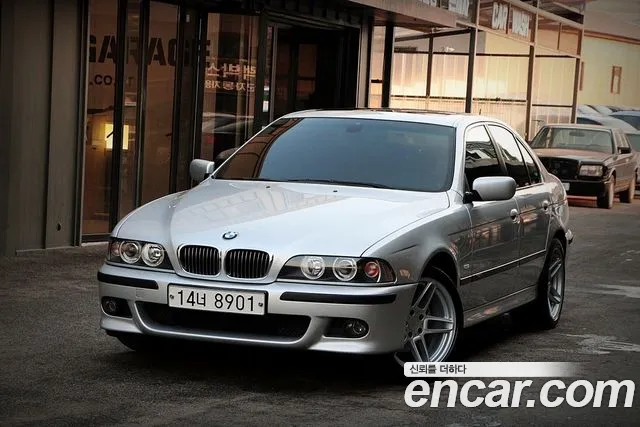 BMW 5-Series 2000 — фото 1