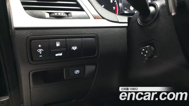 Hyundai Genesis 2015 — фото 18