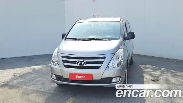 Hyundai Starex 2017 — фото 3