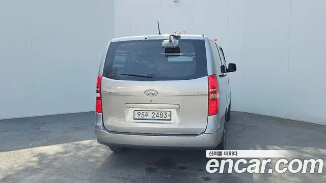 Hyundai Starex 2017 — фото 4