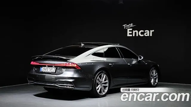 Audi A7 2021 — фото 2