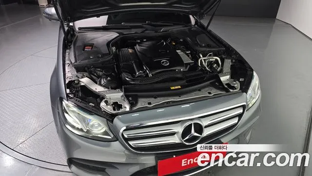 Mercedes-Benz E-Class 2017 — фото 6
