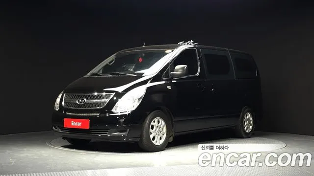 Hyundai Starex 2015 — фото 1