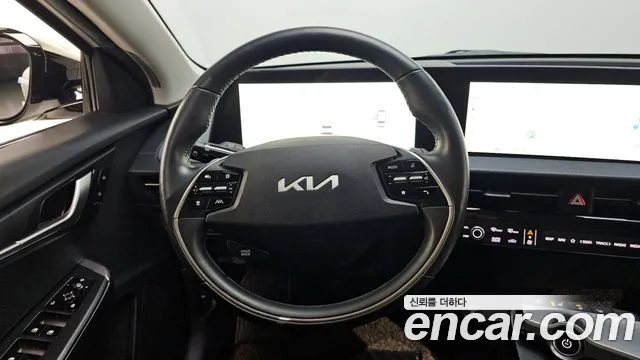 Kia EV6 2022 — фото 15