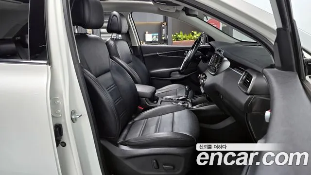 Kia Sorento 2015 — фото 10