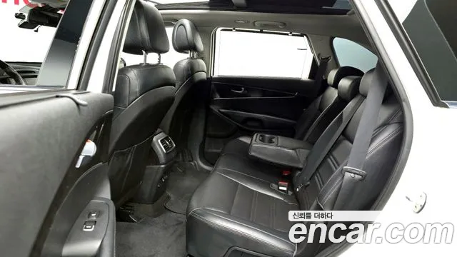 Kia Sorento 2015 — фото 12
