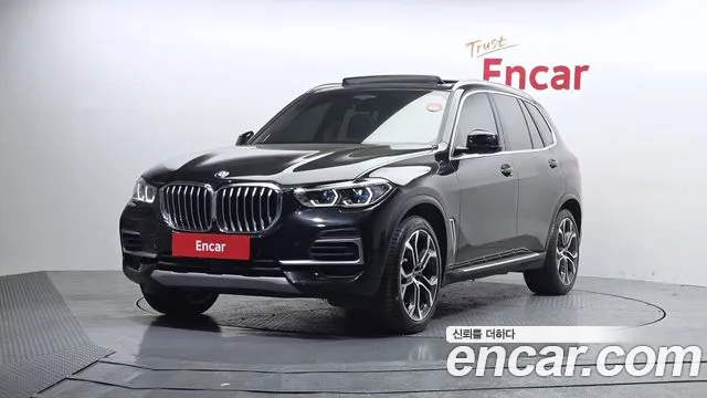 BMW X5 2022 — фото 1