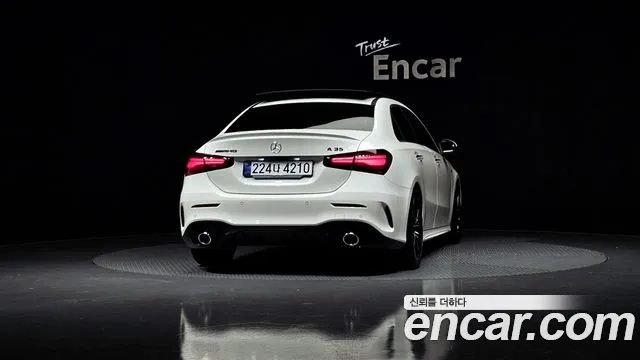 Mercedes-Benz A-Class 2024 — фото 4
