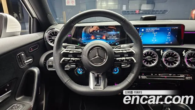 Mercedes-Benz A-Class 2024 — фото 13