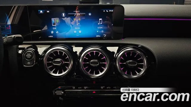 Mercedes-Benz A-Class 2024 — фото 14