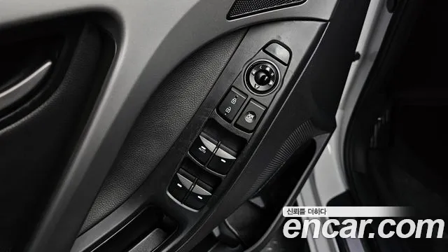 Hyundai AVANTE 2014 — фото 13