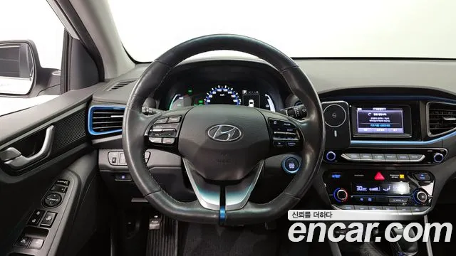 Hyundai Ioniq 2016 — фото 13