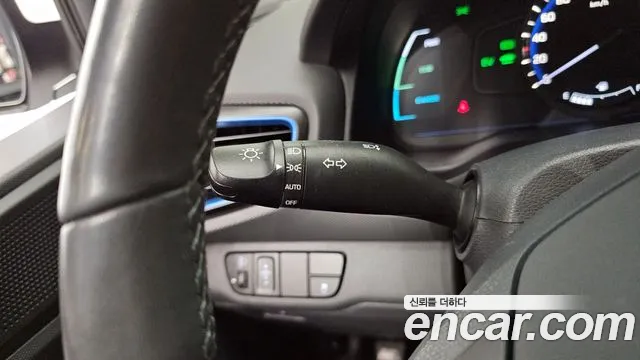 Hyundai Ioniq 2016 — фото 19