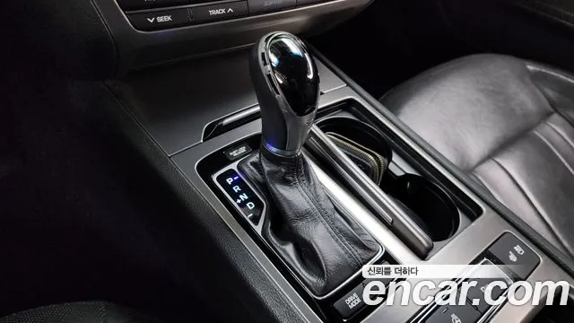 Hyundai Genesis 2015 — фото 9