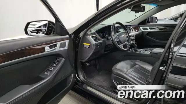 Hyundai Genesis 2015 — фото 10