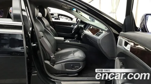 Hyundai Genesis 2015 — фото 11