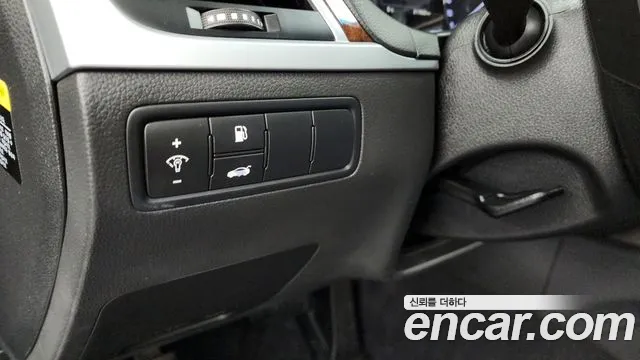 Hyundai Genesis 2015 — фото 16