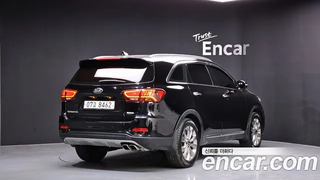 Kia Sorento 2018 — фото 1