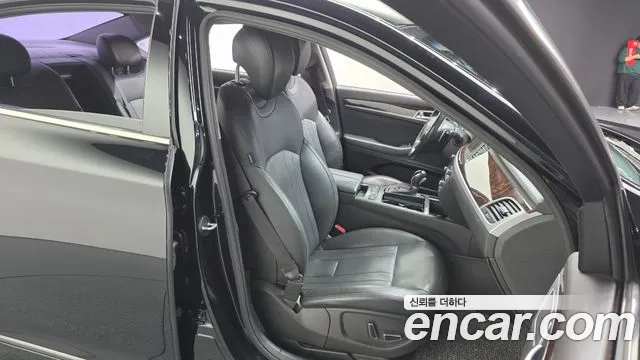 Hyundai Genesis 2015 — фото 12