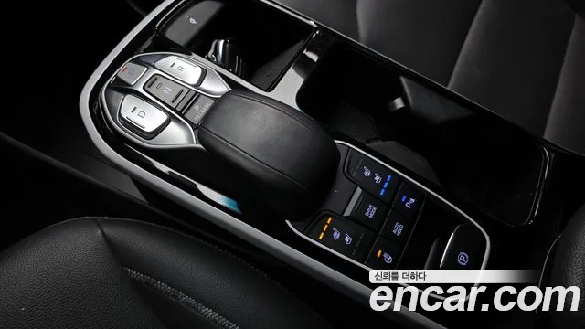 Hyundai Ioniq 2018 — фото 9