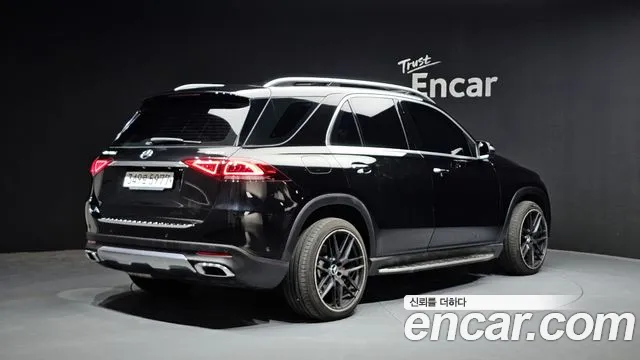 Mercedes-Benz GLE-Class 2020 — фото 2
