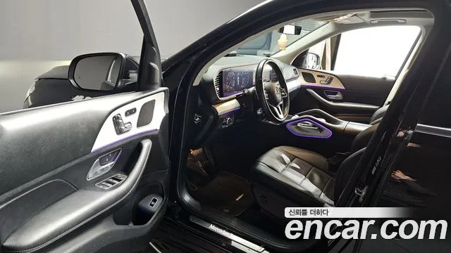 Mercedes-Benz GLE-Class 2020 — фото 10