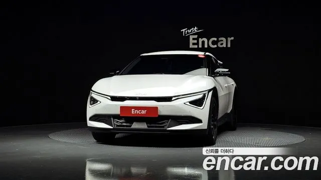 Kia EV6 2025 — фото 3