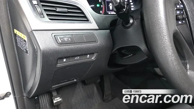Hyundai Sonata 2016 — фото 14