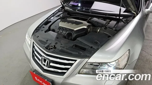 Honda Legend 2010 — фото 6
