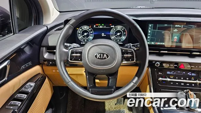Kia Canival 2021 — фото 13