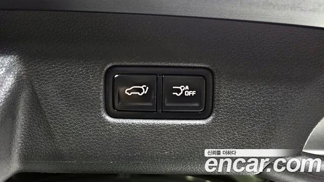 Kia Canival 2021 — фото 17
