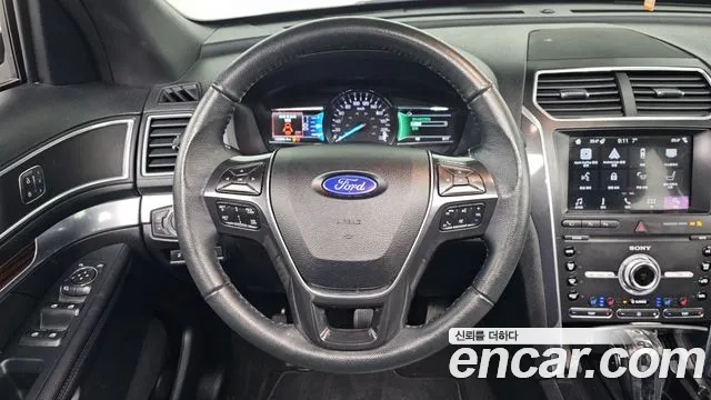 Ford Explorer 2019 — фото 14
