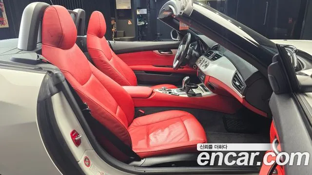 BMW Z4 2013 — фото 11