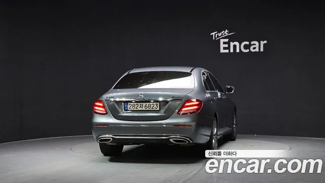 Mercedes-Benz E-Class 2019 — фото 4