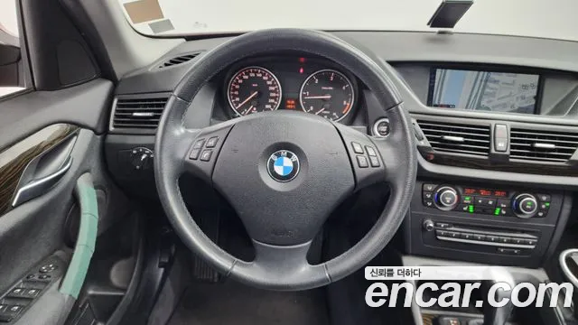 BMW X1 2010 — фото 13