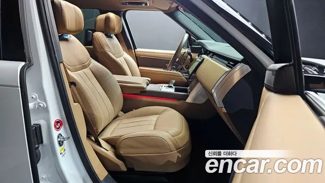 Land Rover Range Rover 2025 — фото 10