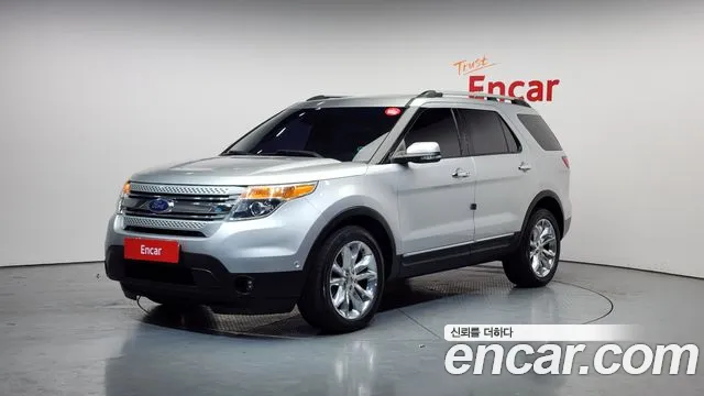 Ford Explorer 2015 — фото 1