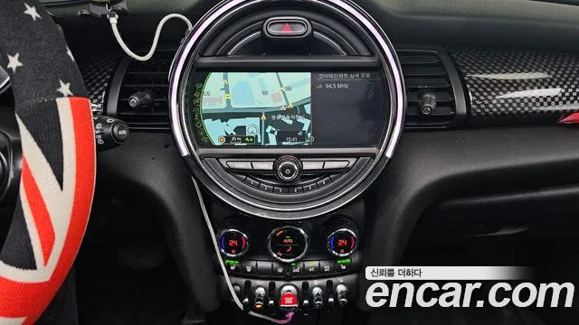 Mini Cooper 2015 — фото 14