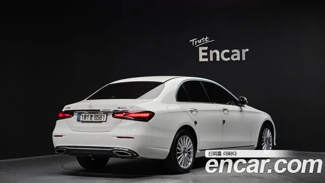 Mercedes-Benz E-Class 2021 — фото 2