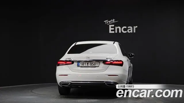 Mercedes-Benz E-Class 2021 — фото 4