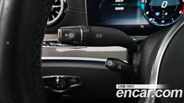 Mercedes-Benz CLS-Class 2019 — фото 19